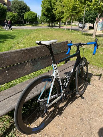 Used Giant Propel Advanced 2 2016 2016 Road & Gravel, Black — image 7 of 13