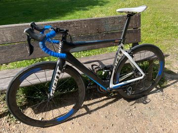 Used Giant Propel Advanced 2 2016 2016 Road & Gravel, Black — image 2 of 13