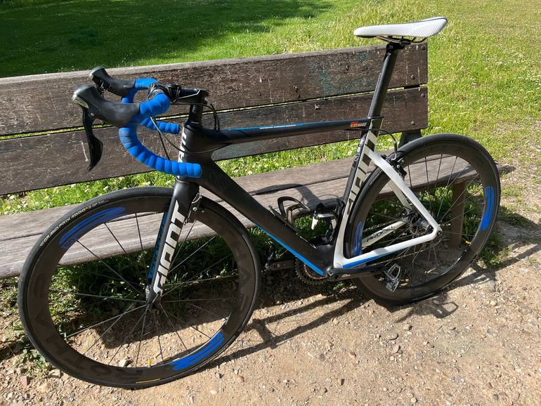 Used Giant Propel Advanced 2 2016 2016 Road & Gravel, Black — image 2 of 13
