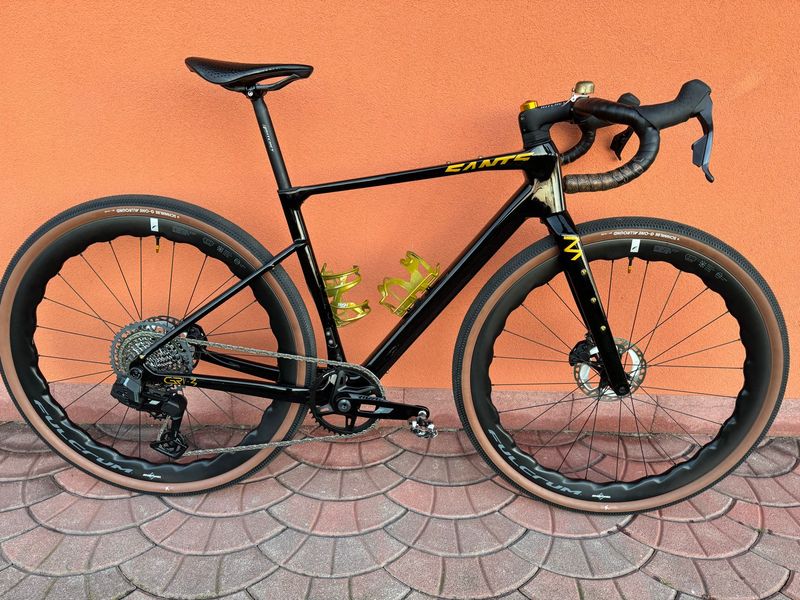 Tweedehands Sants Custom Frameset 2026 Road & Gravel