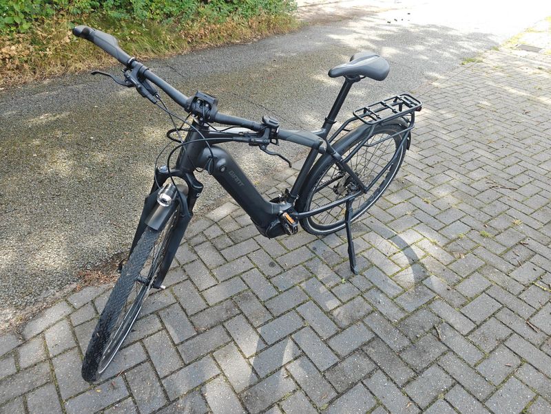 Used Giant Explore E+ 1, 625Wh GTS 2021 2021 Urban & Touring