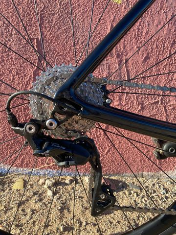 Scott Addict 20 2022 2022 Road & Gravel d'occasion — image 3 sur 8
