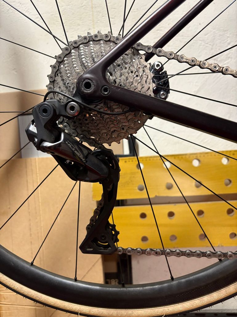 Specialized Aethos Expert 2021 2021 Road & Gravel de segunda mano, Negro — imagen 3 de 7