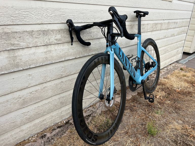 Canyon Aeroad CF SL 8 Disc 2022 2022 Road & Gravel d'occasion — image 3 sur 8