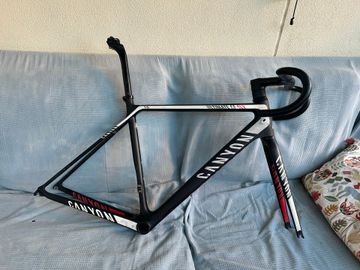 Used Canyon Ultimate Frameset 2015 Road & Gravel, Black — image 1 of 8