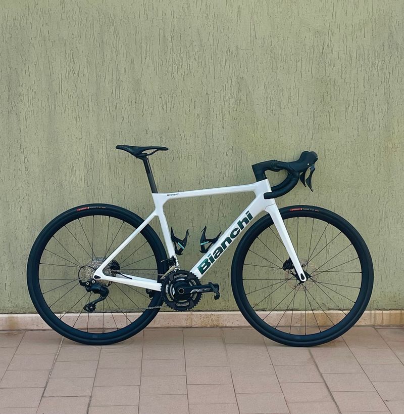 Použité Bianchi Sprint ICR 105 12v 2026 + PM Magene PES P515 2026 Road & Gravel