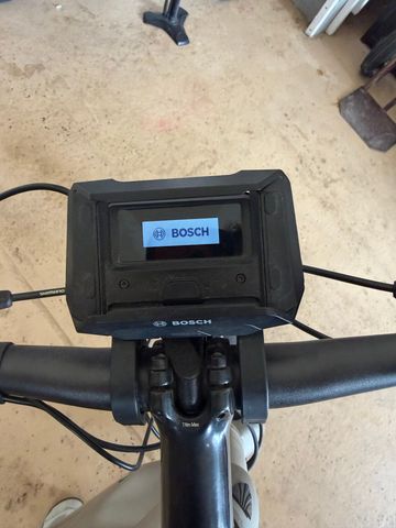 Used Trek Allant + 8S 2022 Urban, Light Gray — image 2 of 12
