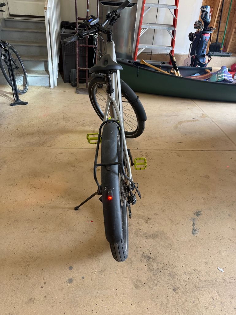 Used Trek Allant + 8S 2022 Urban, Light Gray — image 4 of 12