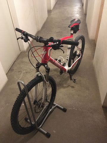 Used Specialized Custom Shimano Deore XT 2010 Mountainbike, Red — image 6 of 7