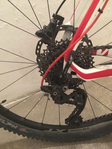 Used Specialized Custom Shimano Deore XT 2010 Mountainbike, Red — image 4 of 7
