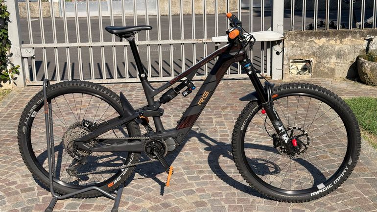 Rotwild R.G375 PRO 2024 2024 Mountainbike d'occasion — image 2 sur 5