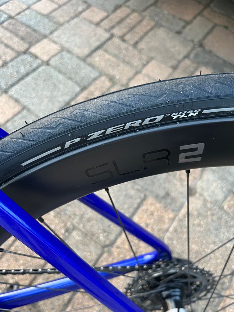 Used Giant Propel Advanced 1 2024 2024 Road & Gravel, Blue — image 7 of 7