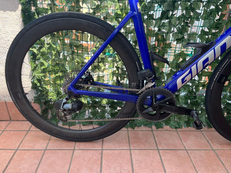 Used Giant Propel Advanced 1 2024 2024 Road & Gravel, Blue — image 3 of 7