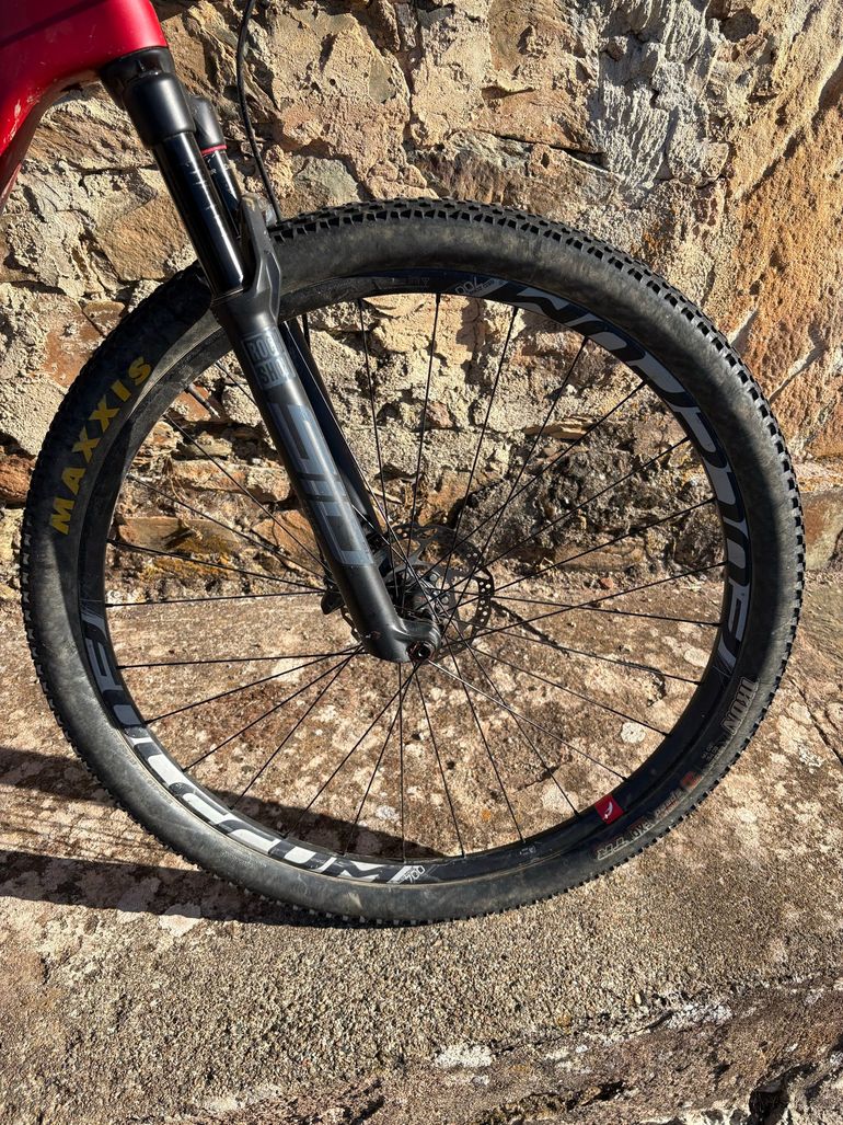 Berria BRAVO 5 2022 2022 Mountainbike d'occasion — image 8 sur 11