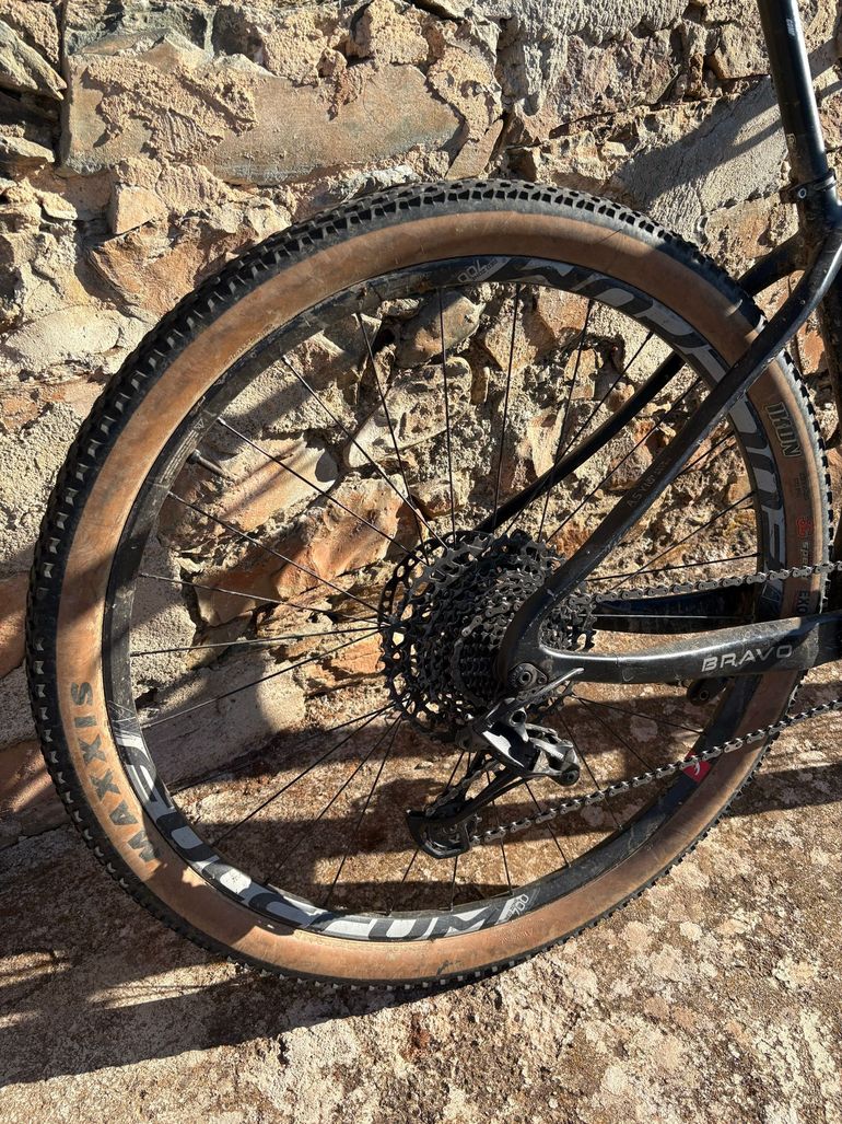 Berria BRAVO 5 2022 2022 Mountainbike d'occasion — image 7 sur 11