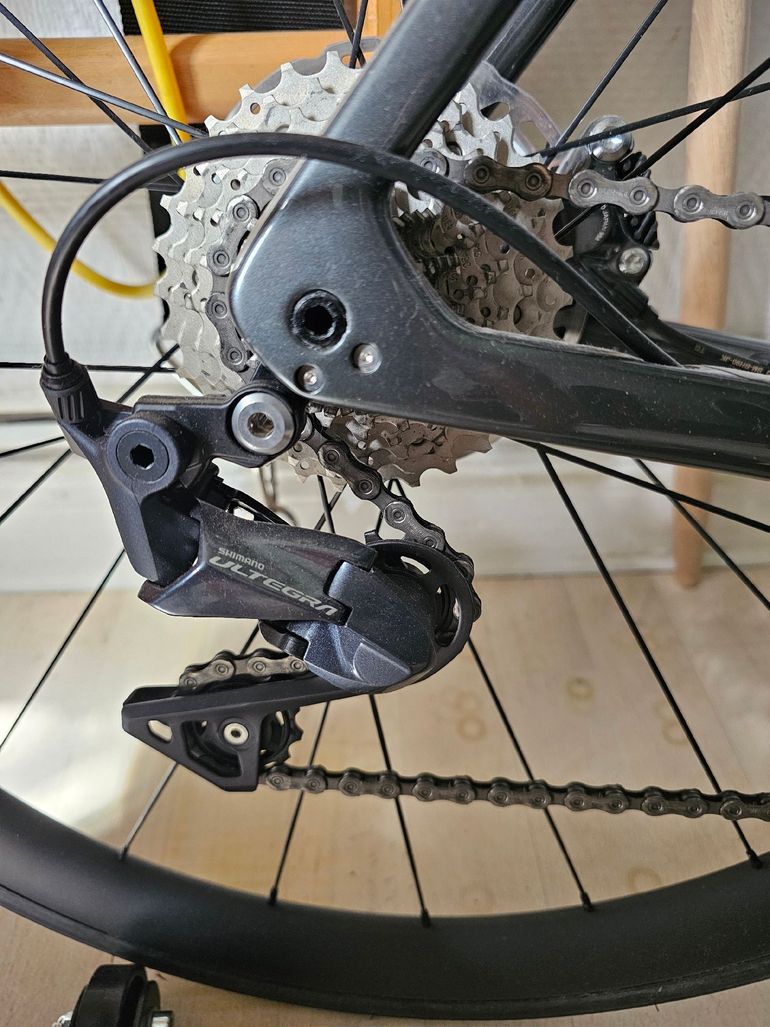 Brugt Trek Émonda SL 6 2024 2024 Road & Gravel — billede 3 af 10