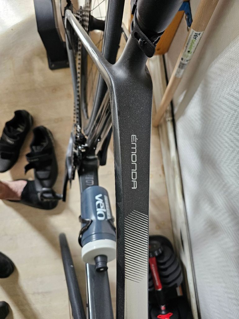 Brugt Trek Émonda SL 6 2024 2024 Road & Gravel — billede 9 af 10