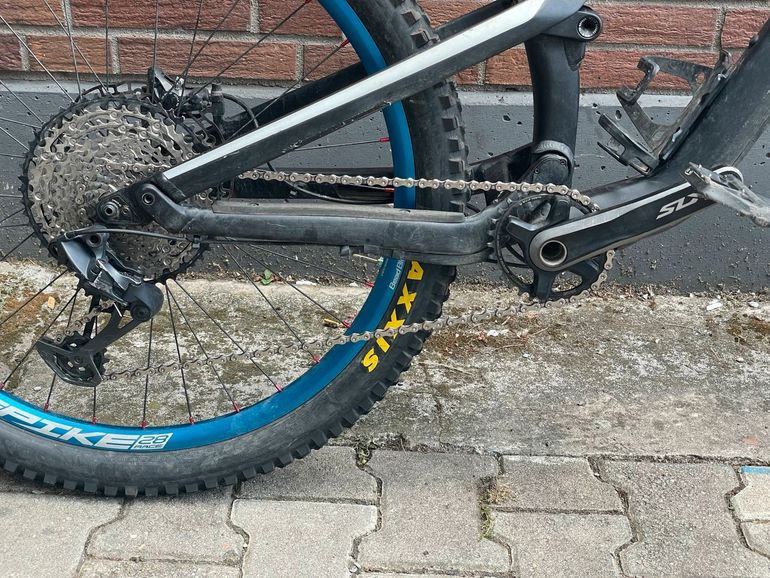 Canyon Spectral AL 6.0 2018 2018 Mountainbike usato, Nero — immagine 3 di 20