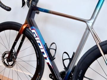 Used Giant Tcr Shimano Dura Ace Di2 2025 Road & Gravel, Blue — image 15 of 15