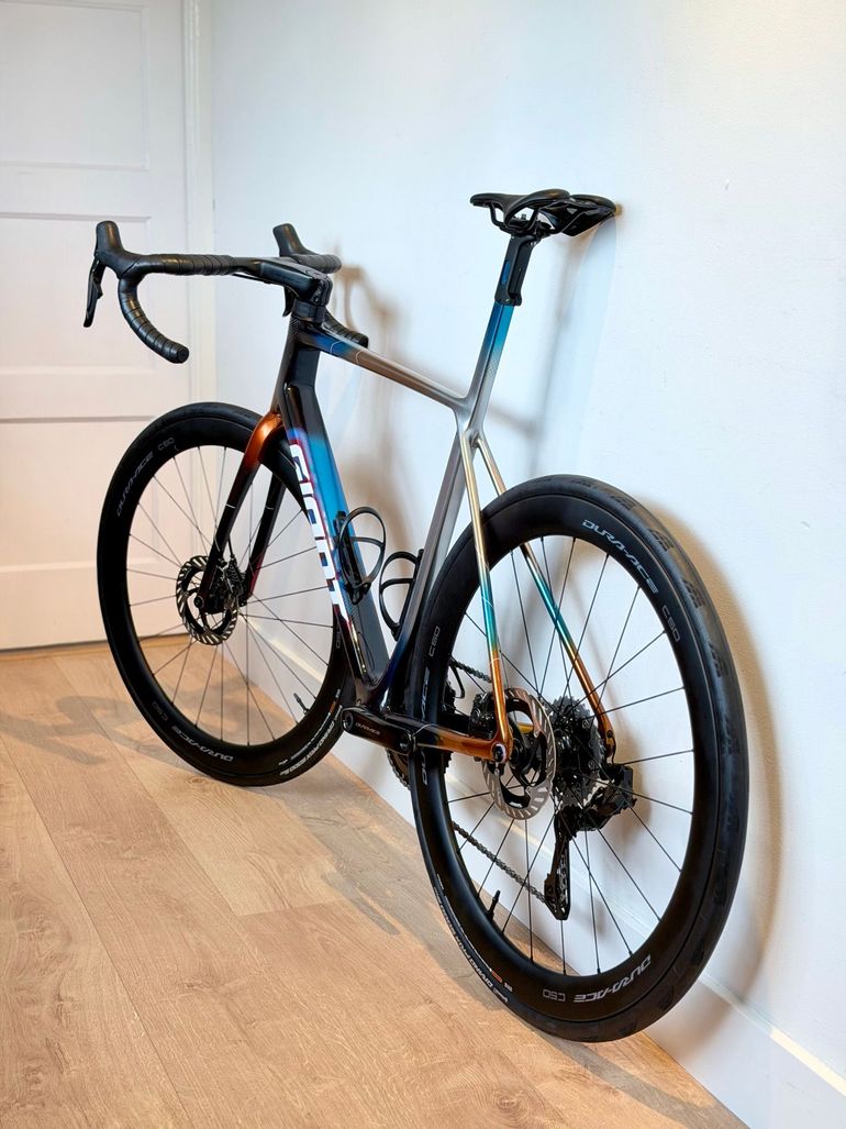 Used Giant Tcr Shimano Dura Ace Di2 2025 Road & Gravel, Blue — image 2 of 15