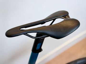 Used Giant Tcr Shimano Dura Ace Di2 2025 Road & Gravel, Blue — image 13 of 15