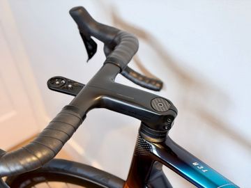 Used Giant Tcr Shimano Dura Ace Di2 2025 Road & Gravel, Blue — image 7 of 15