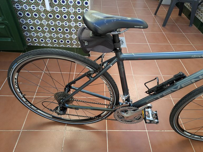 Stevens STRADA - 800 2011 Urban usato, Grigio chiaro — immagine 3 di 9