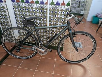 Stevens STRADA - 800 2011 Urban usato, Grigio chiaro — immagine 1 di 9