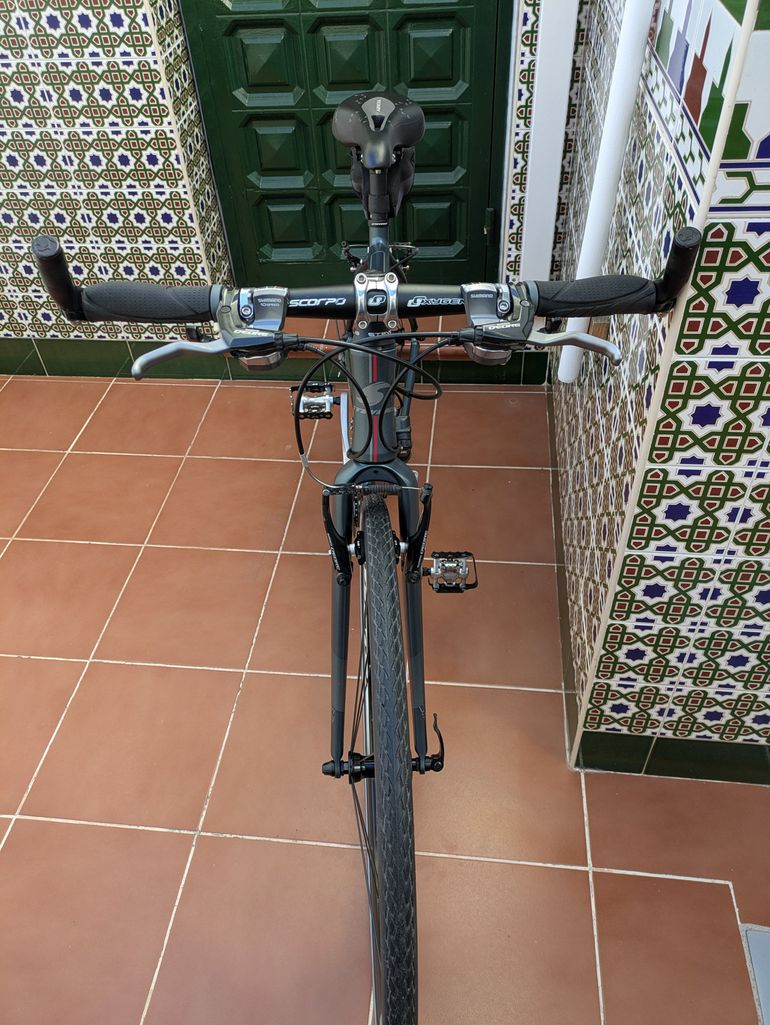 Stevens STRADA - 800 2011 Urban usato, Grigio chiaro — immagine 4 di 9