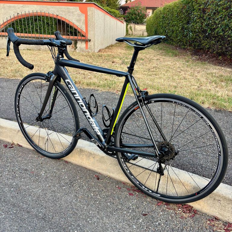Used Cannondale Caad Shimano 105 2018 Road & Gravel, Black — image 2 of 7