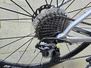 Used Canyon Grail AL 7 taille XS 2020 Road & Gravel, Light Gray — image 4 of 7