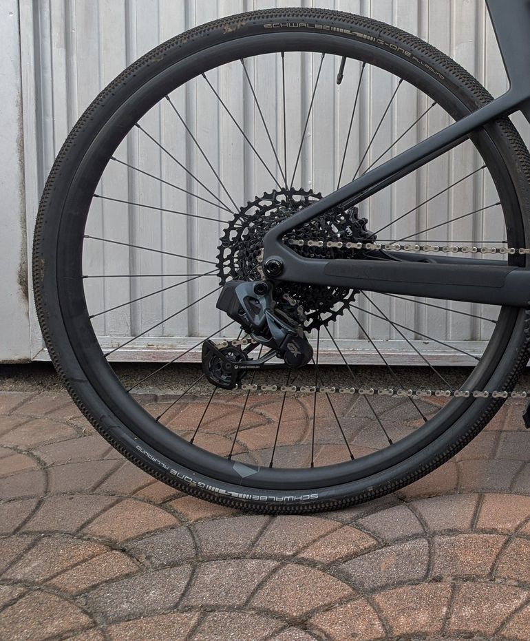 Canyon Roadlite:ONfly CF 9 LTD 2024 2024 Urban de segunda mano, Negro — imagen 3 de 6