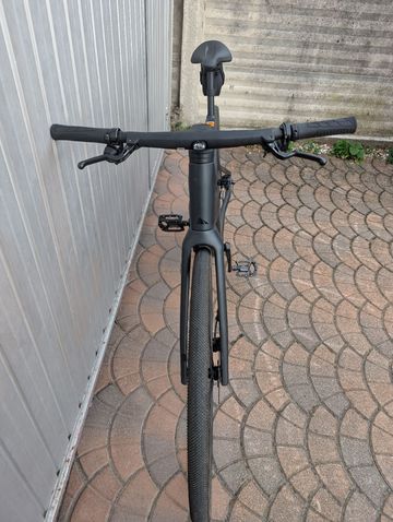 Canyon Roadlite:ONfly CF 9 LTD 2024 2024 Urban de segunda mano, Negro — imagen 6 de 6