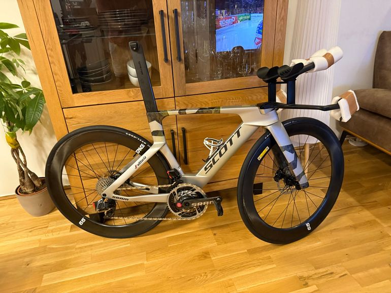 Used Scott Foil RC Ultimate 2026 2026 Road & Gravel, Light Gray — image 10 of 13