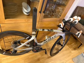 Used Scott Foil RC Ultimate 2026 2026 Road & Gravel, Light Gray — image 9 of 13