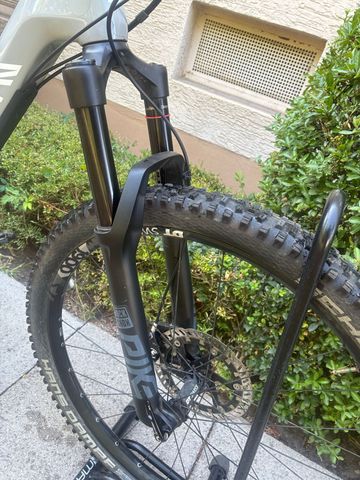 Gebrauchtes Canyon Neuron CF 8 2021 2021 Mountainbike, Hellgrau, 27.5, 29 — Bild 4 von 13