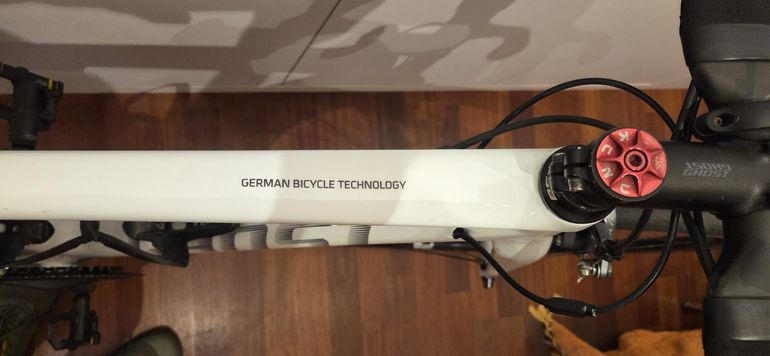 Used Ghost Nivolet E35 2015 Road & Gravel, White — image 11 of 14