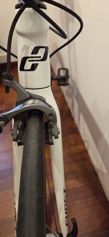 Used Ghost Nivolet E35 2015 Road & Gravel, White — image 9 of 14