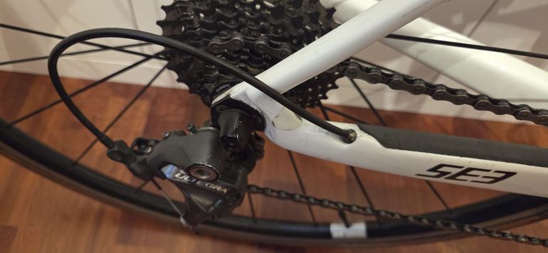 Used Ghost Nivolet E35 2015 Road & Gravel, White — image 5 of 14