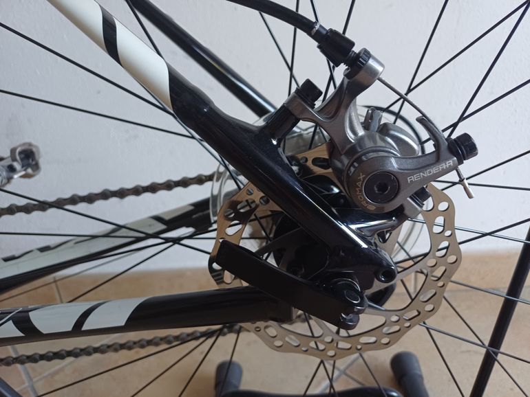 Używany Cannondale CAADX 2012 Road & Gravel — zdjęcie 4 z 6