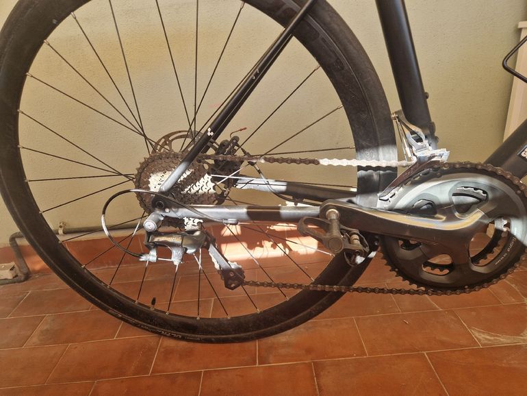 CUBE ATTAIN RACE 2024 2024 Road & Gravel d'occasion — image 3 sur 5
