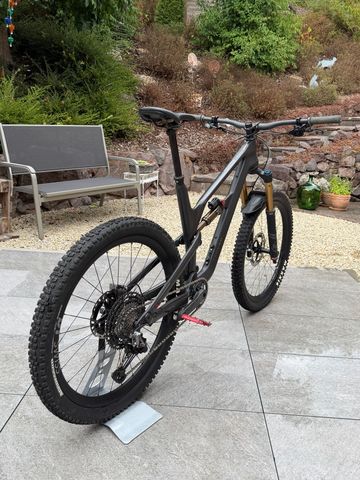 Używany Canyon Spectral CFR 9.0 2020 2020 Mountainbike — zdjęcie 7 z 10
