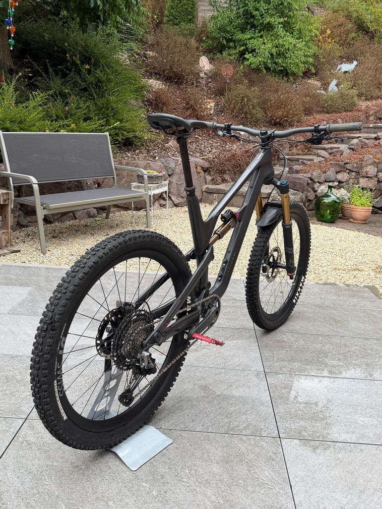 Używany Canyon Spectral CFR 9.0 2020 2020 Mountainbike — zdjęcie 7 z 10