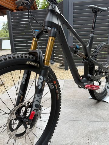 Używany Canyon Spectral CFR 9.0 2020 2020 Mountainbike — zdjęcie 8 z 10