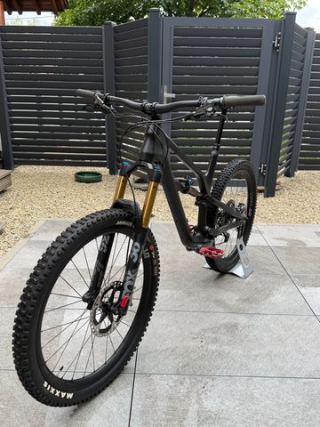 Używany Canyon Spectral CFR 9.0 2020 2020 Mountainbike — zdjęcie 5 z 10