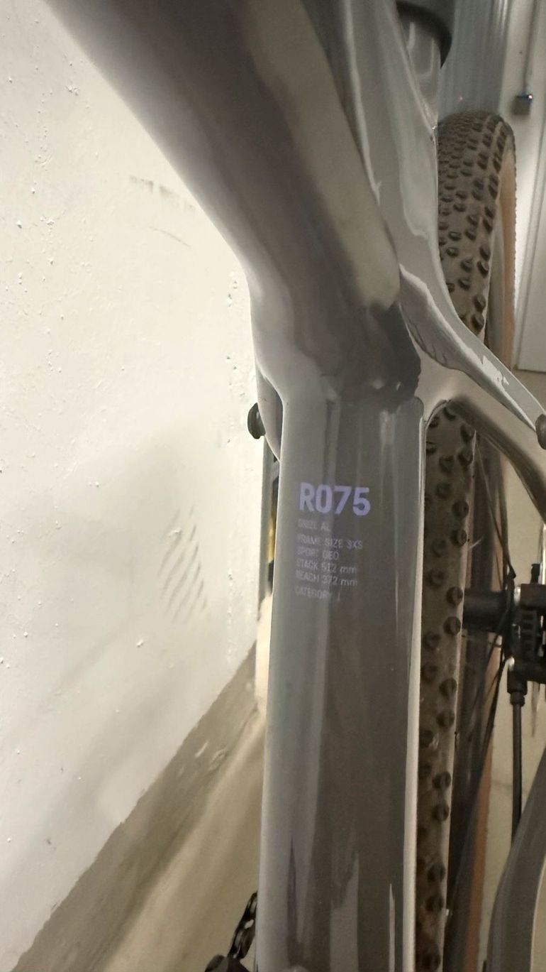 Used Canyon Grizl 7 2025 2025 Road & Gravel, Light Gray — image 10 of 34
