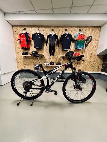 Used Scott spark 930 Custom SRAM GX Eagle 2021 Mountainbike, Black — image 2 of 13