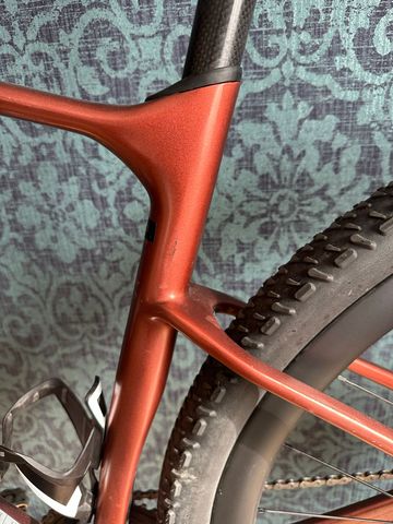 Giant Revolt Advanced 3 2022 2022 Road & Gravel d'occasion — image 7 sur 19