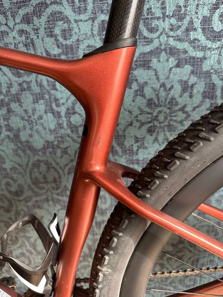 Giant Revolt Advanced 3 2022 2022 Road & Gravel d'occasion — image 7 sur 19