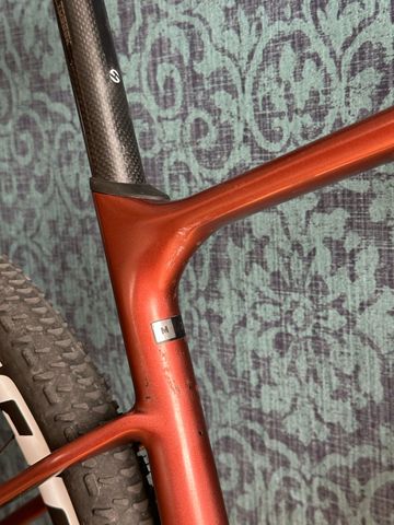 Giant Revolt Advanced 3 2022 2022 Road & Gravel d'occasion — image 18 sur 19